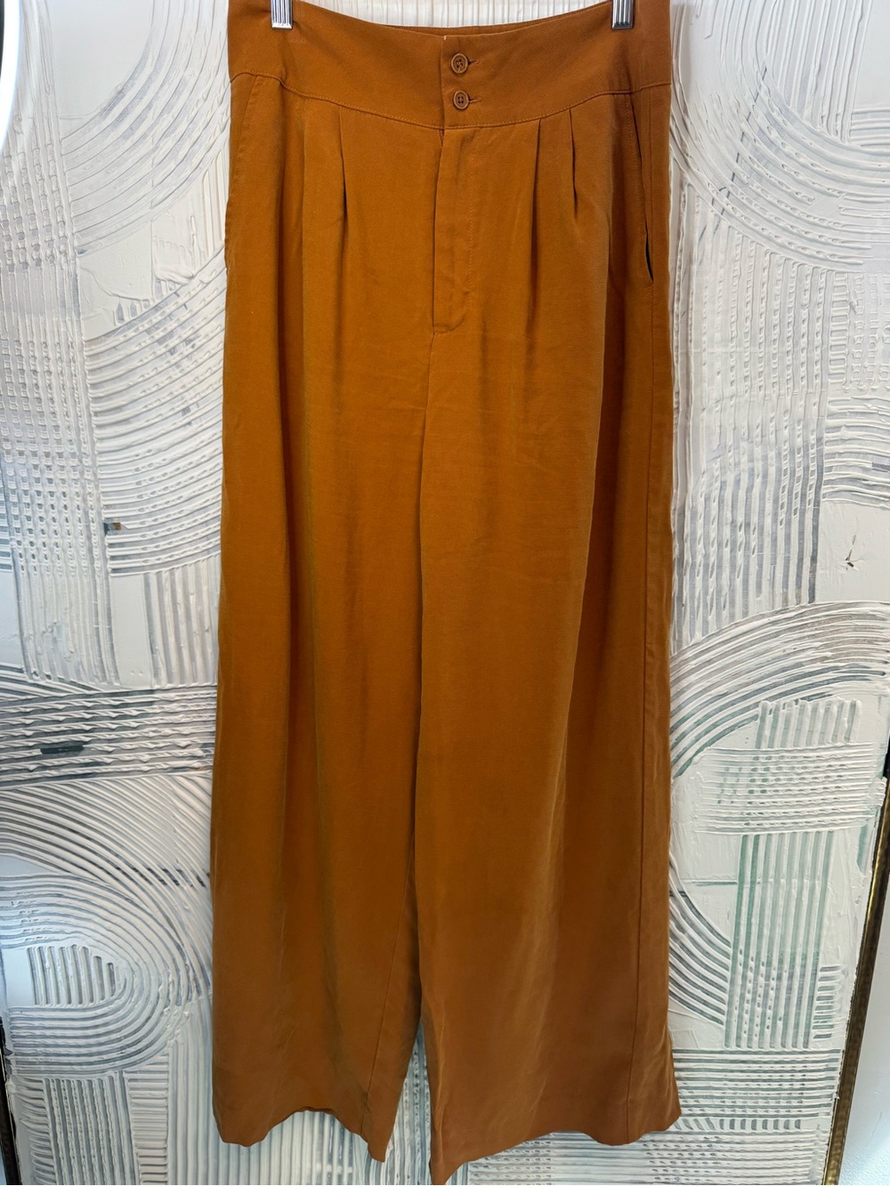 BCBGeneration Wide-Leg Chinos in Rust Orange N0888